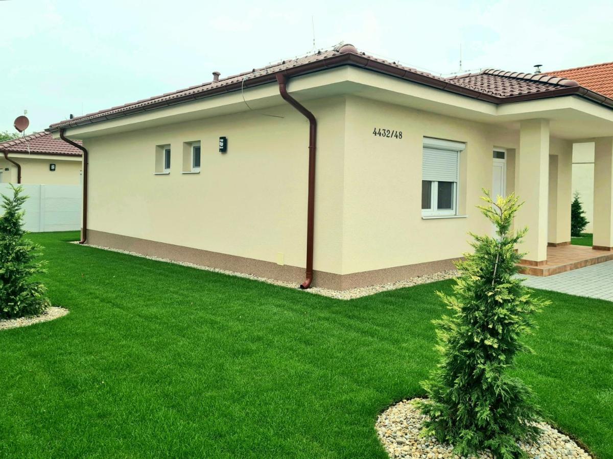 Rekreacny Dom Flora Ll Villa Veľký Meder Exterior foto