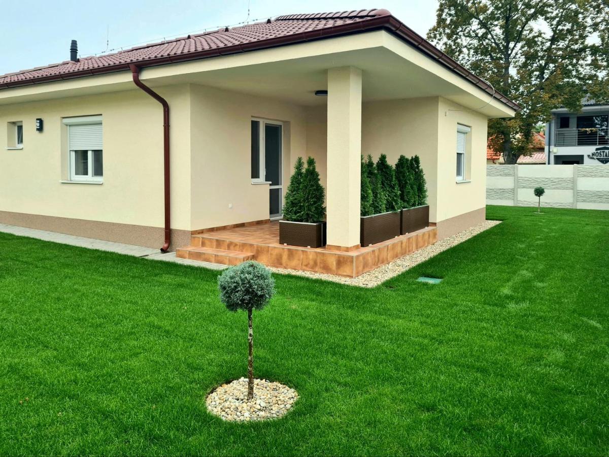 Rekreacny Dom Flora Ll Villa Veľký Meder Exterior foto